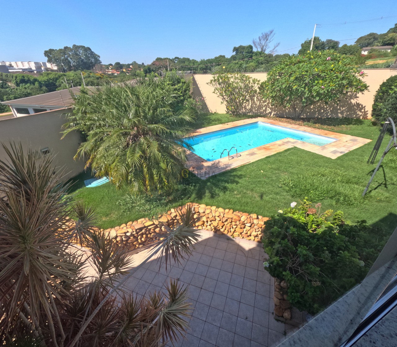 Imagens do imóveis LINDO SOBRADO NO JARDIM TUCANOS COM PISCINA