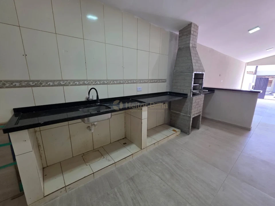 Imagens do imóveis Casa com Edícula à Venda no Jd. Leonor