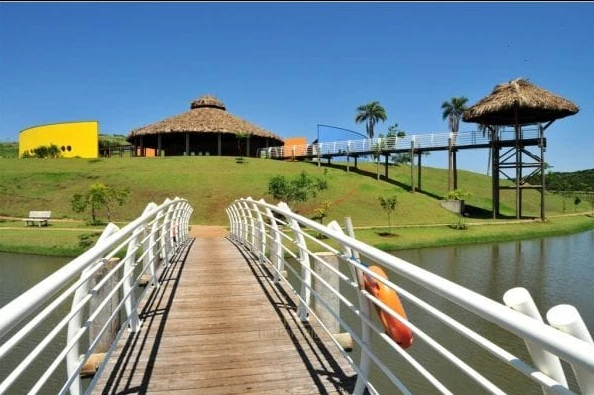 Imagens do imóveis VENDE-SE LOTE ECOVILLAS DO LAGO PARA ARQUITETO