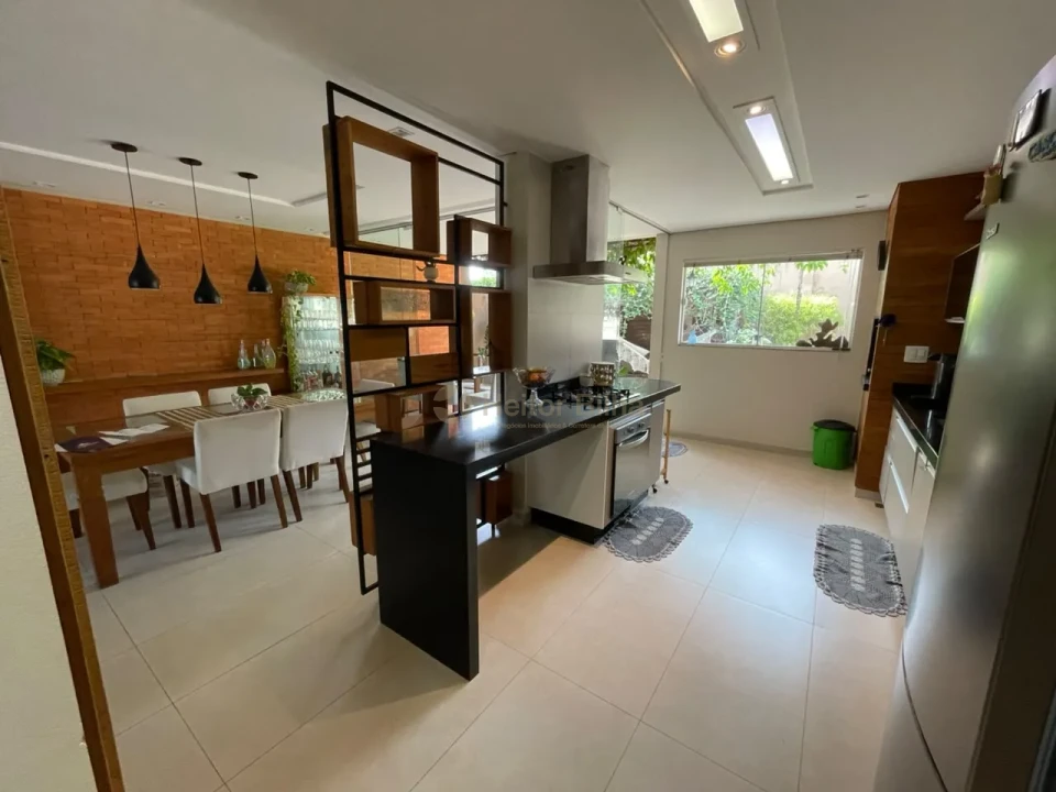 Imagens do imóveis Casa para Alugar em Condomínio Horizontal