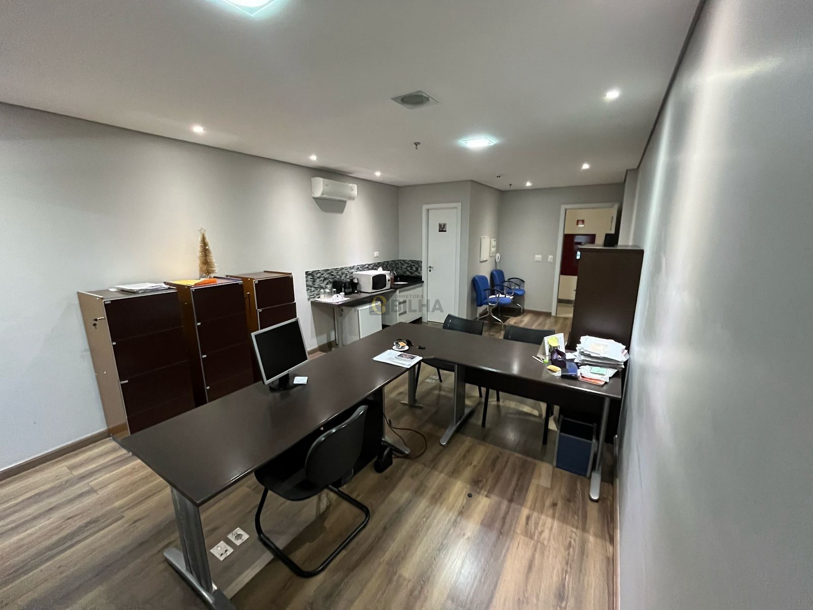Imagens do imóveis Sala a venda no condomínio Palhano Business Center no bairro Gleba Fazenda Palhano
