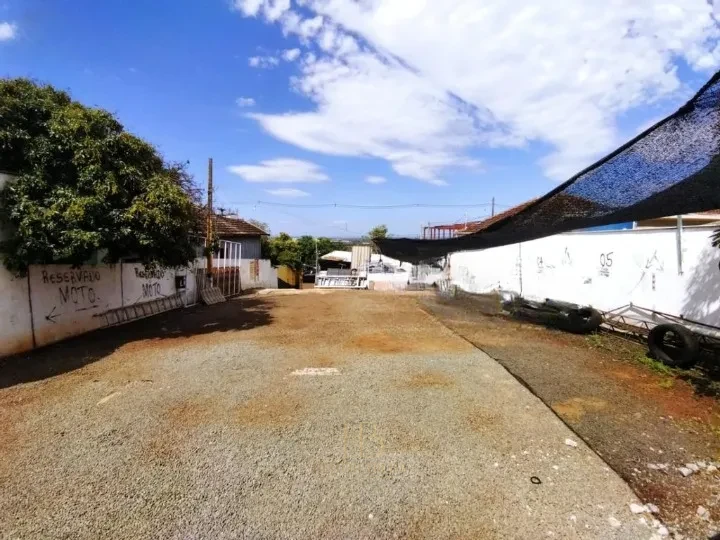 Imagens do imóveis TERRENO A VENDA COM PONTO COMERCIAL EM FRENTE AO CISMEPAR