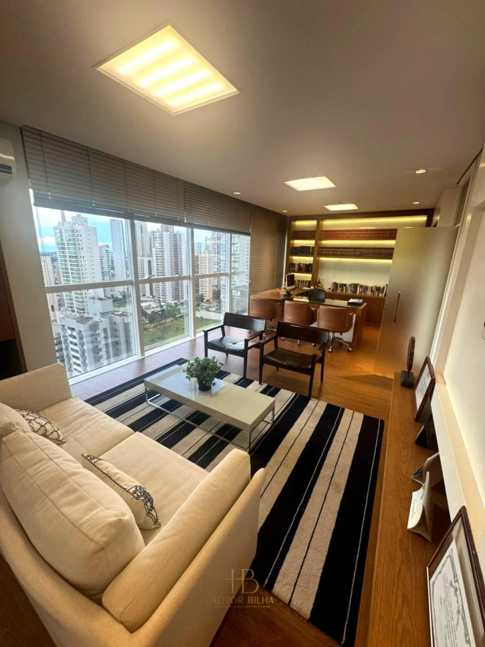 Imagens do imóveis Comercial À Venda E Locação TORRE DI PIETRA Gleba Fazenda Palhano Londrina