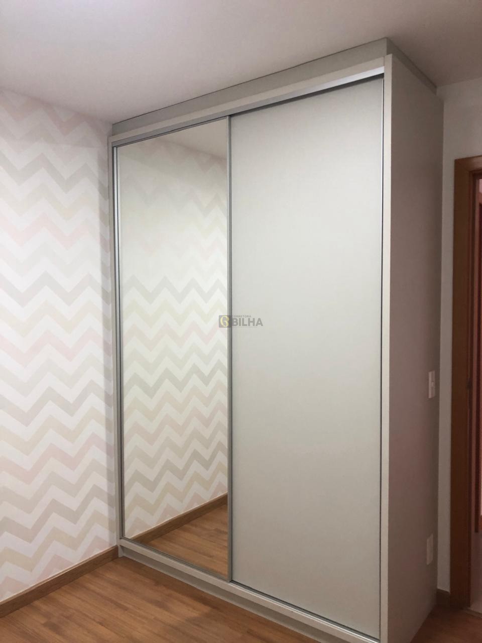 Imagens do imóveis Apartamento para alugar no condomínio EDIFICIO FLORAIS ECO RESORT e RESIDENCE no bairro Gleba Fazenda Palhano!!!