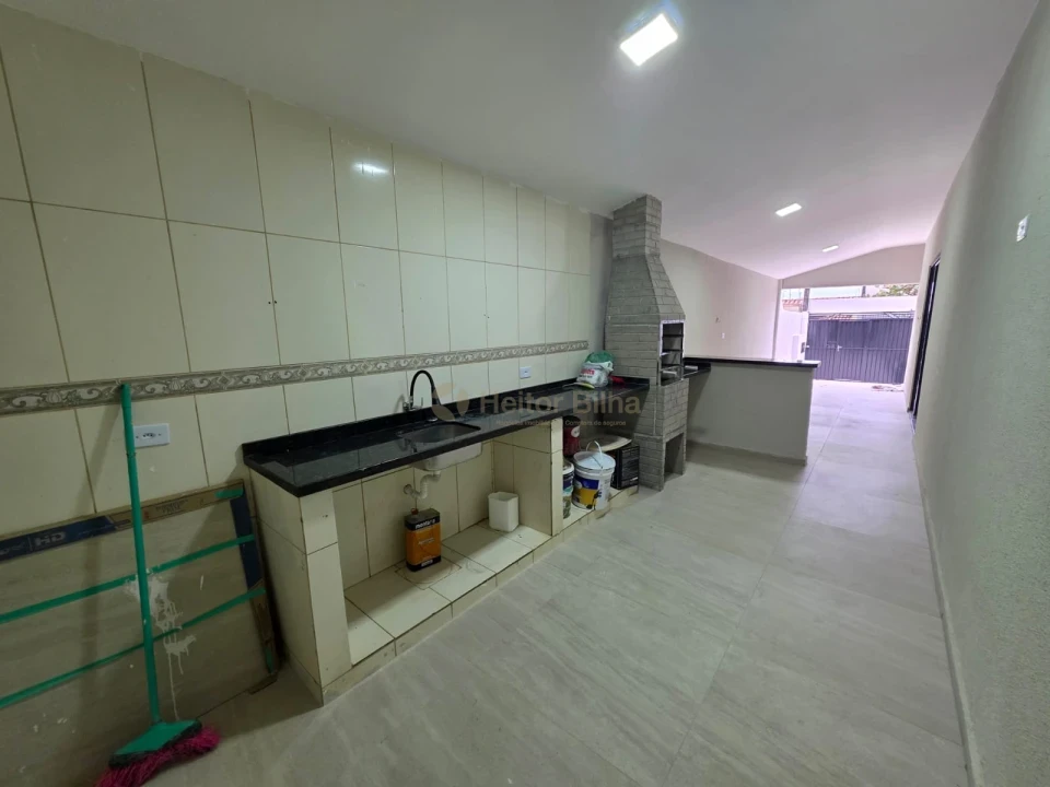 Imagens do imóveis Casa com Edícula à Venda no Jd. Leonor