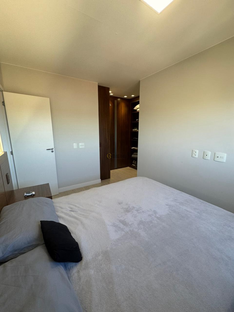 Imagens do imóveis  OPORTUNIDADE! Apartamento Mobiliado de 1 Dormitório no Edifício Concept