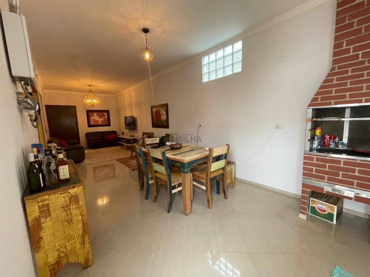 Imagens do imóveis Oportunidade Imperdível! Casa com 3 Quartos, Suíte e Edícula à Venda!