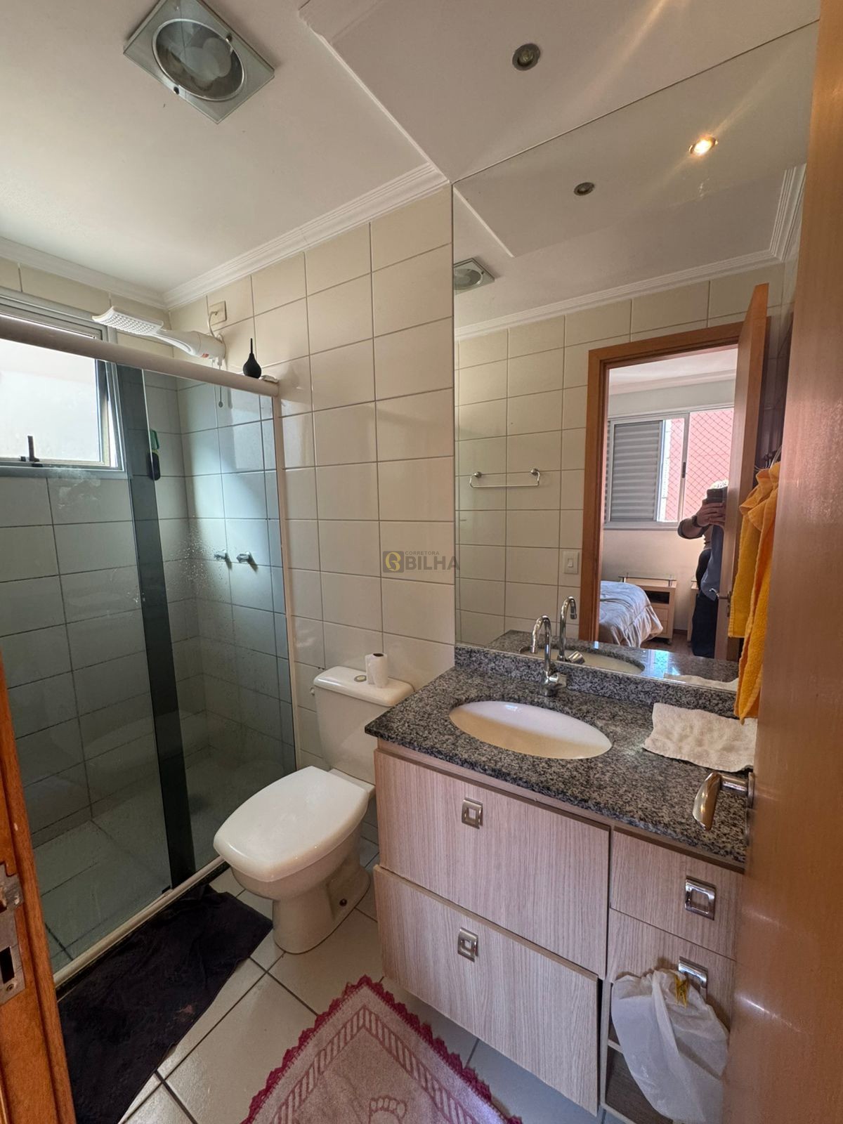Imagens do imóveis Apartamento a venda no condomínio Edifício Due Torri no bairro Bela Suiça