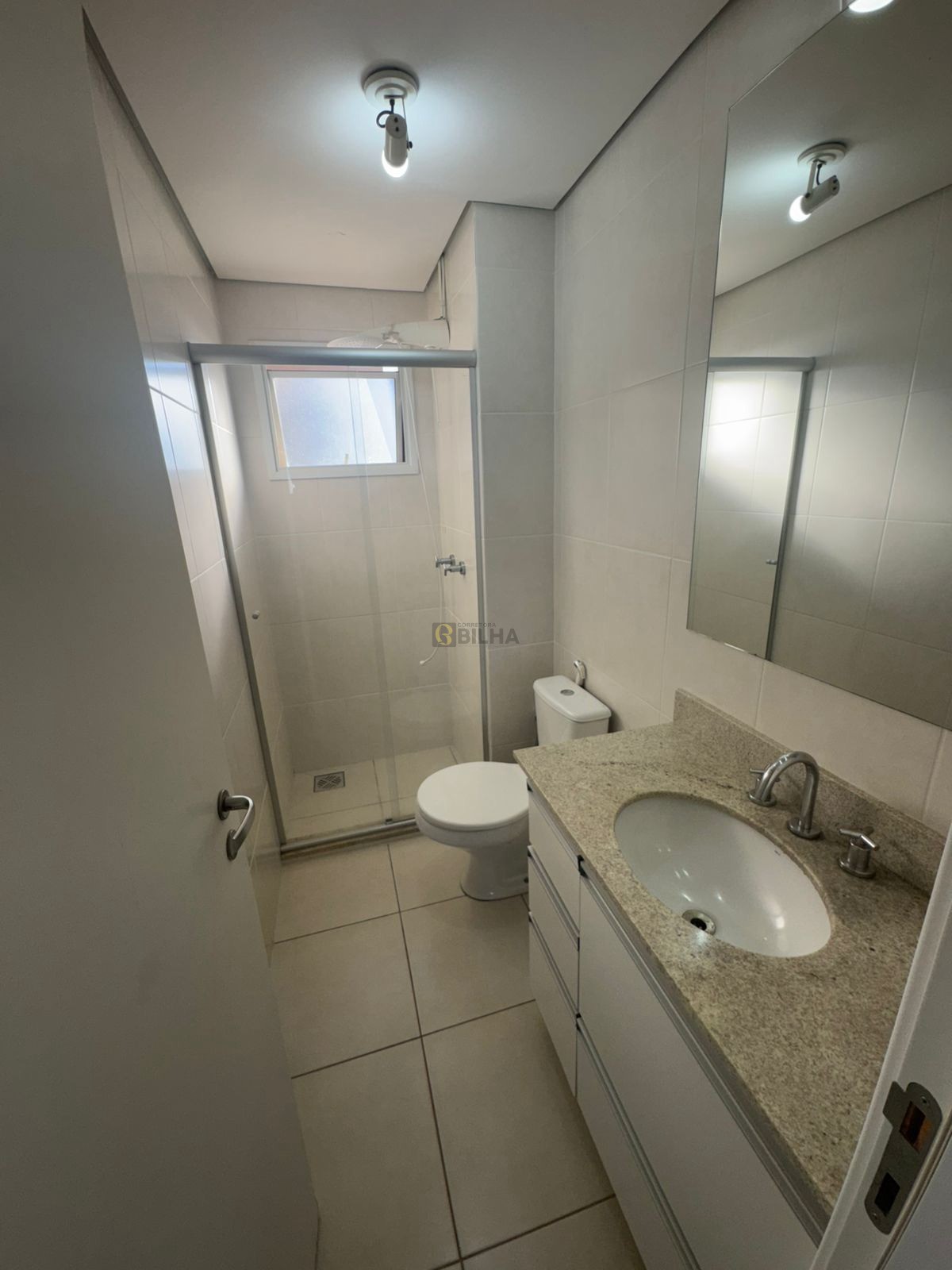 Imagens do imóveis Apartamento a venda no condomínio Edifíco Victória Parque no bairro Gleba Fazenda Palhano !!!