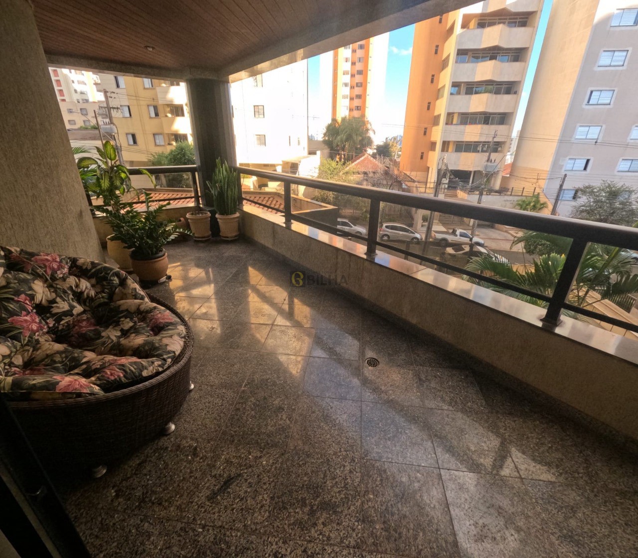 Imagens do imóveis Apartamento a venda no condomínio Edificio Comendador - Centro - Londrina/PR
