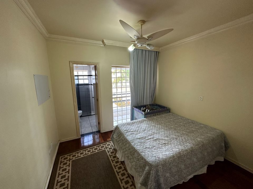Imagens do imóveis Espetacular Casa no bairro Mediterrâneo - Imperdível!