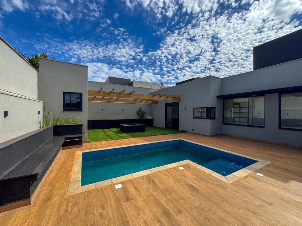 Imagens do imóveis CASA A VENDA CONDOMINIO SUN LAKE RESIDENCE