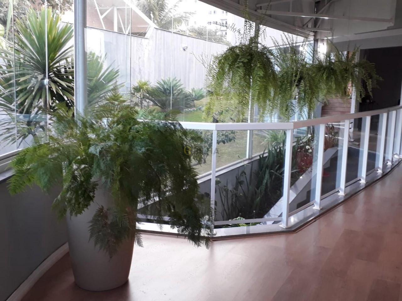 Imagens do imóveis Casa de Luxo com 3 suítes no bairro Colina Verde