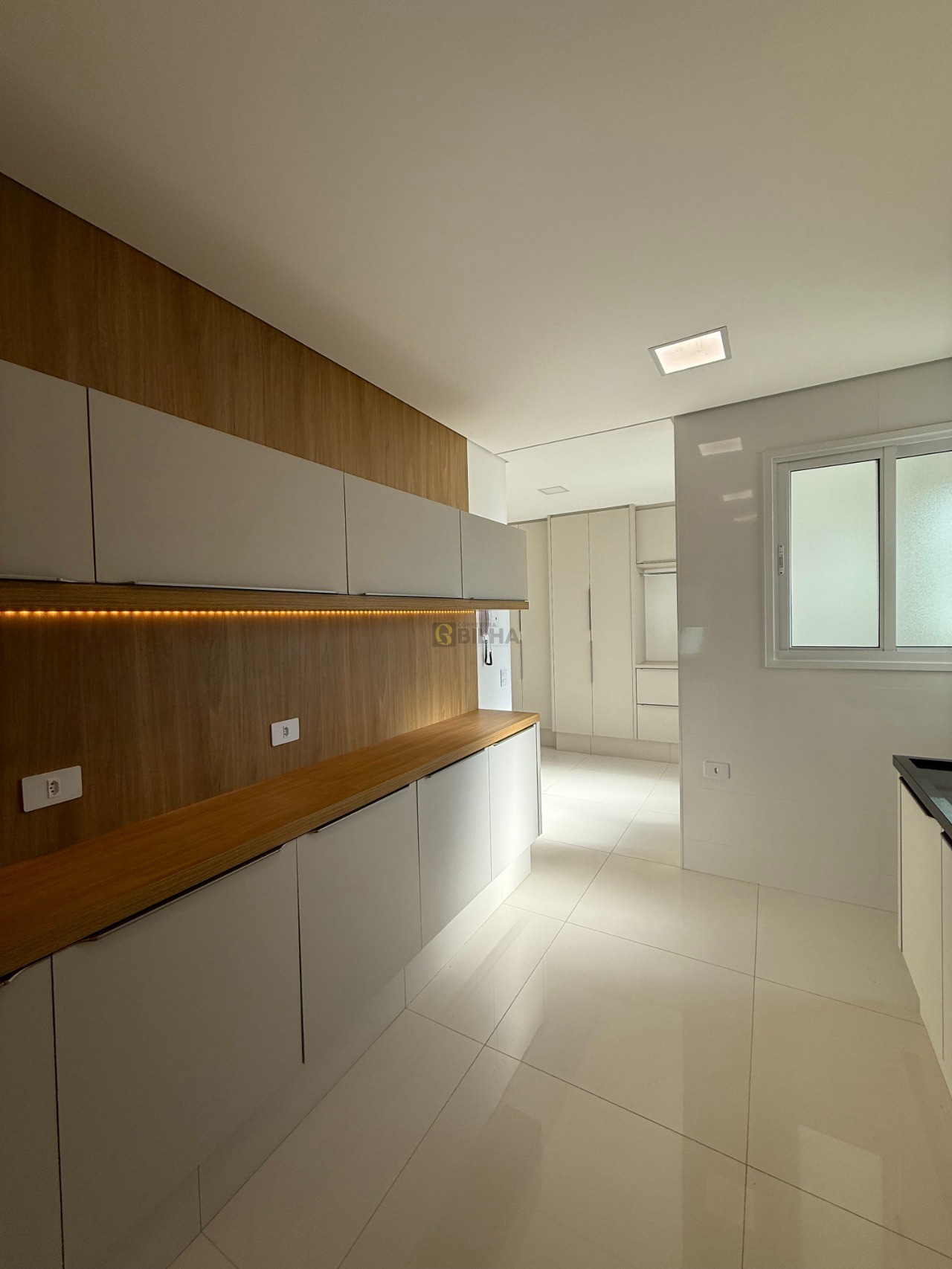 Imagens do imóveis Apartamento de alto padrão a venda no condomínio Edifício Landmark no bairro Gleba Fazenda Palhano - Londrina/PR