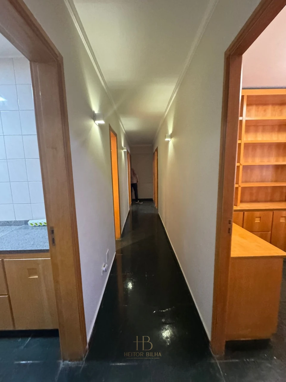 Imagens do imóveis Comercial Á Venda Condominio Edifício José Garcia Villar Londrina