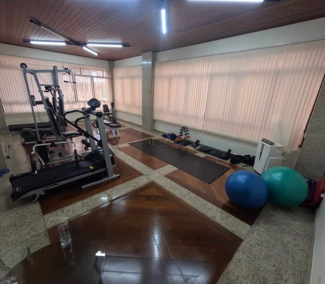 Imagens do imóveis Apartamento a venda no condomínio Edificio Comendador - Centro - Londrina/PR