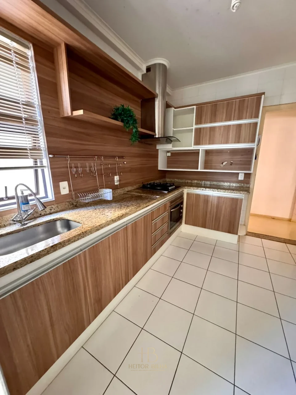 Imagens do imóveis APARTAMENTO PARA VENDA E LOCAÇÃO NO CENTRO