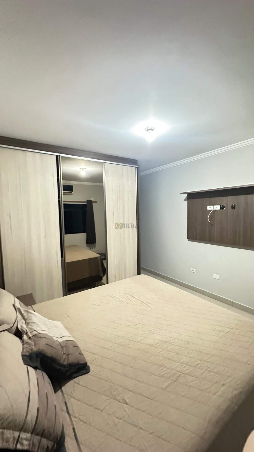 Imagens do imóveis Casa na Zona Leste ! 3 quartos com suíte, armários nos quartos e cozinha ! Mais de 100m² de área construída.