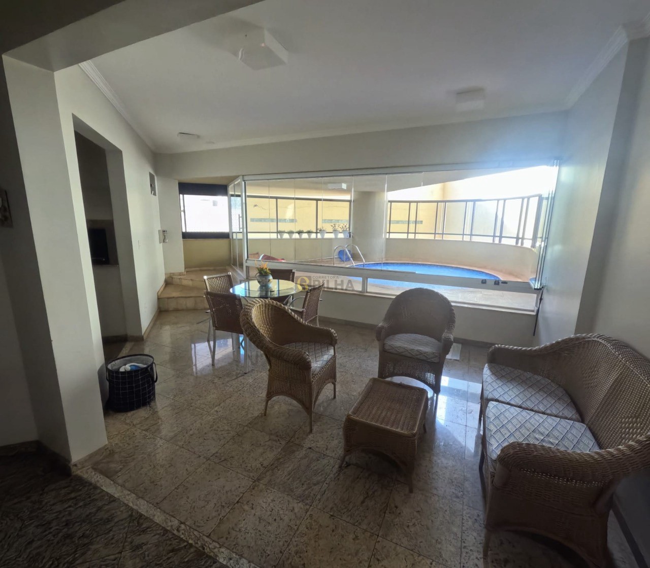 Imagens do imóveis Apartamento a venda no condomínio Edificio Comendador - Centro - Londrina/PR