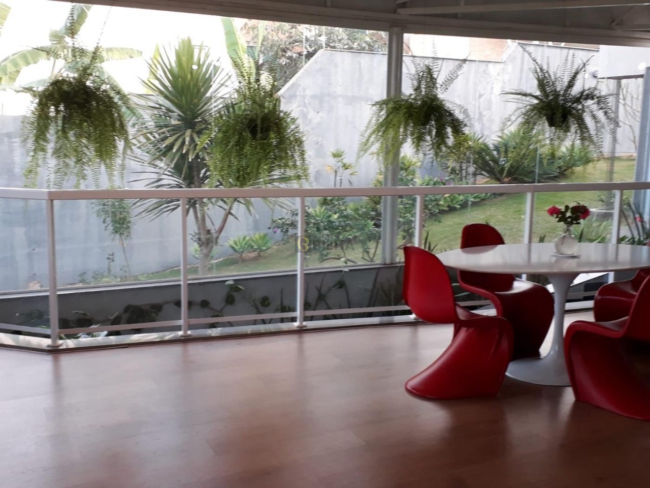 Imagens do imóveis Casa de Luxo com 3 suítes no bairro Colina Verde