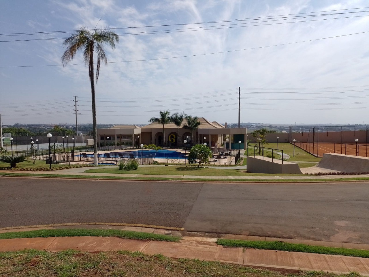 Imagens do imóveis Terreno a venda no condomínio Condominio Golden Park II Residence no bairro Marumbi