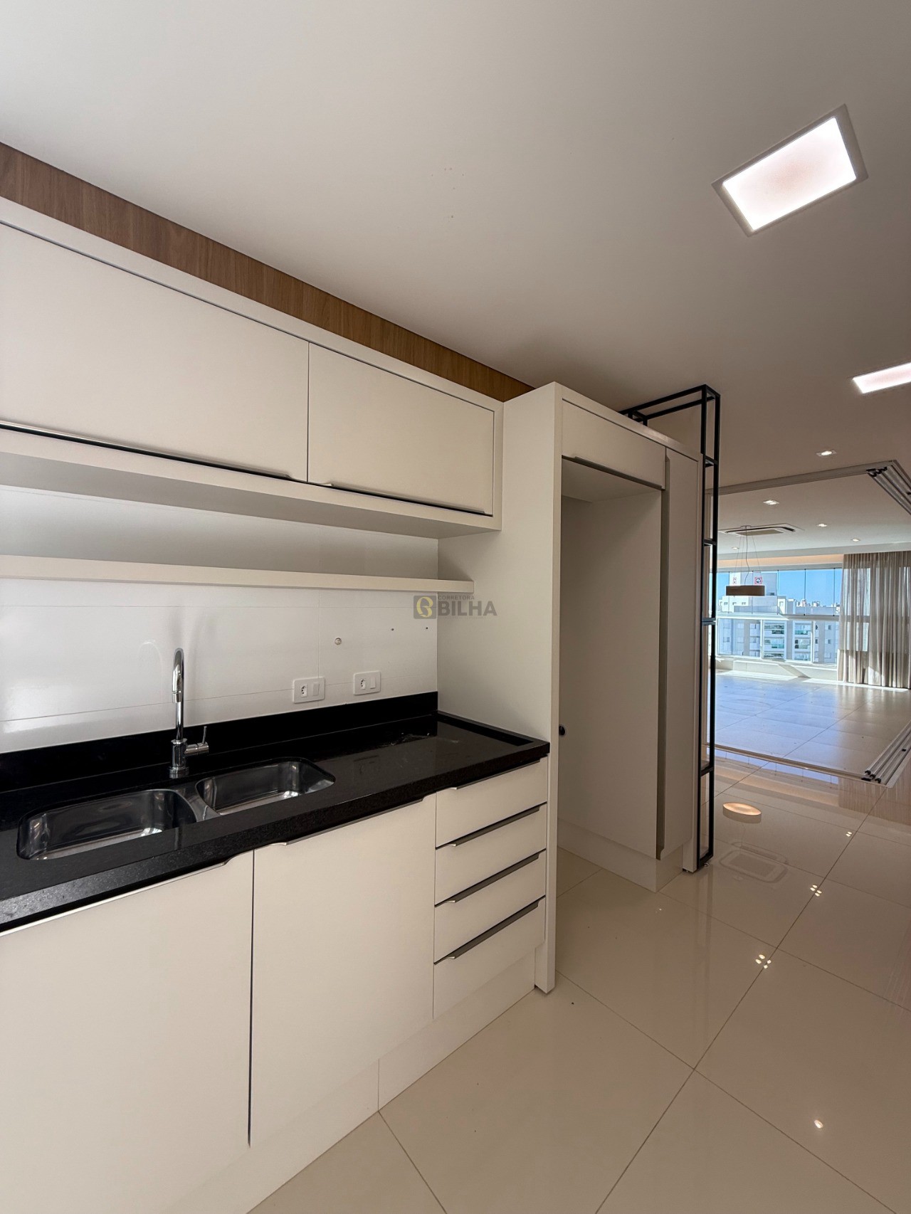 Imagens do imóveis Apartamento de alto padrão a venda no condomínio Edifício Landmark no bairro Gleba Fazenda Palhano - Londrina/PR
