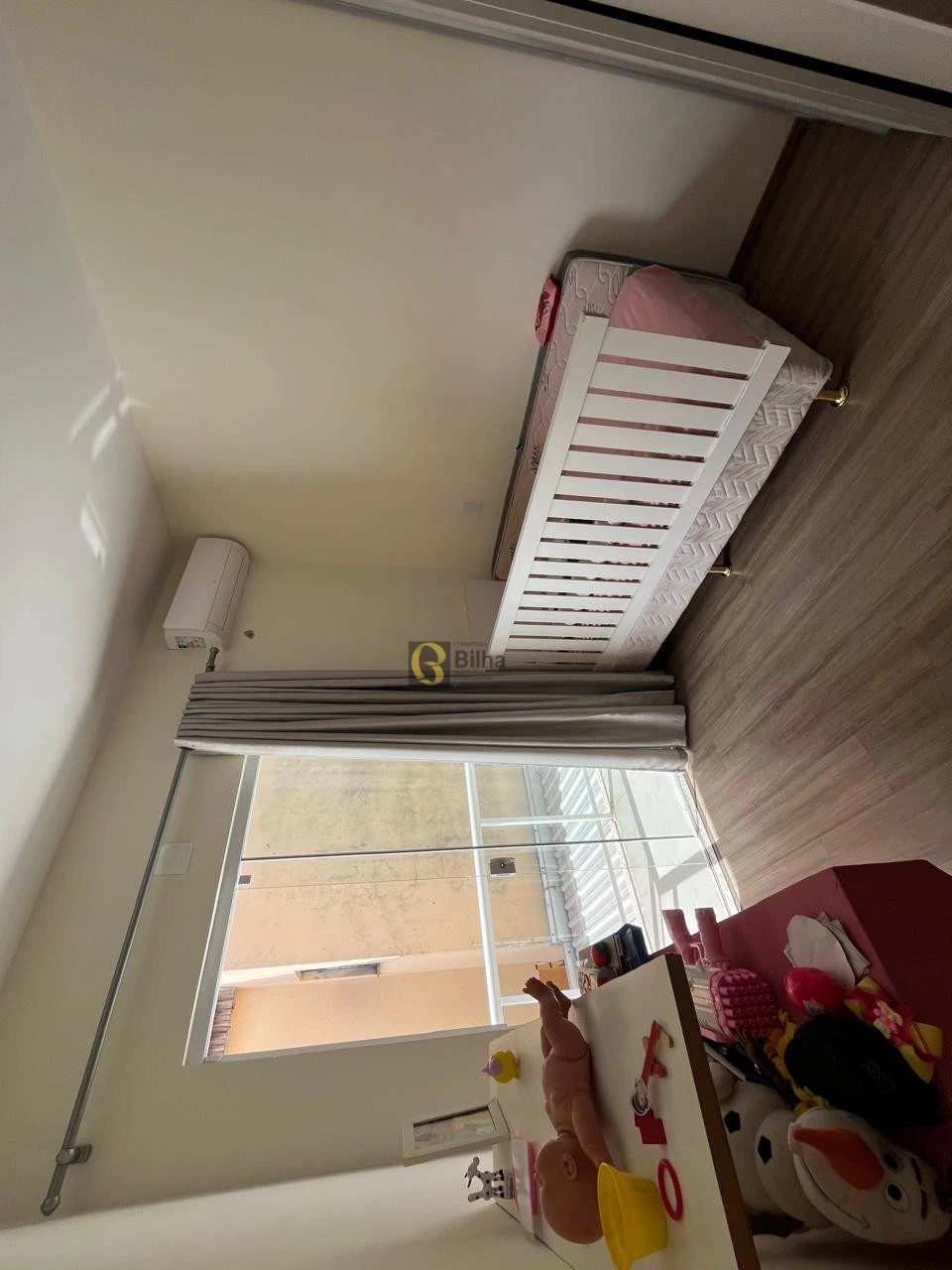 Imagens do imóveis Casa Á Venda Sobrado Londrina