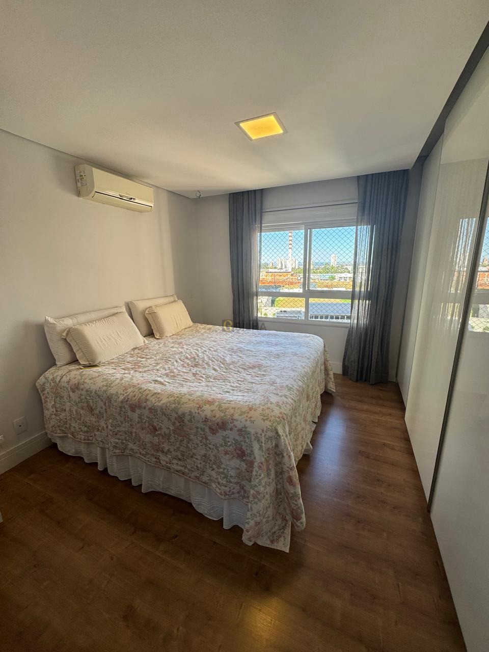 Imagens do imóveis Apartamento à venda no condomínio Edifício Kensington Gardens