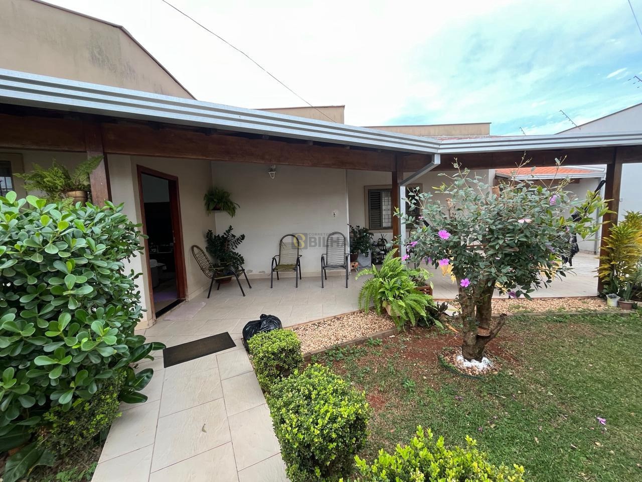 Imagens do imóveis Casa a venda no bairro Jardim Neman Sahyun - Londrina/PR