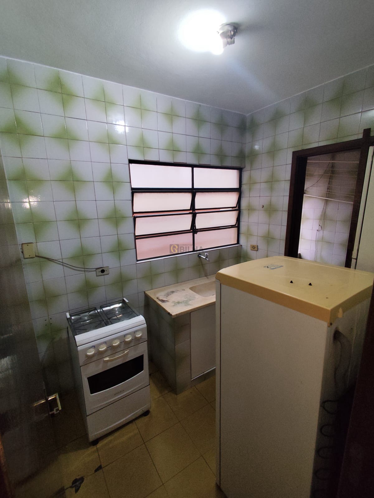 Imagens do imóveis Kitnet /studio para alugar no Condomínio Edifício Talismã no Centro