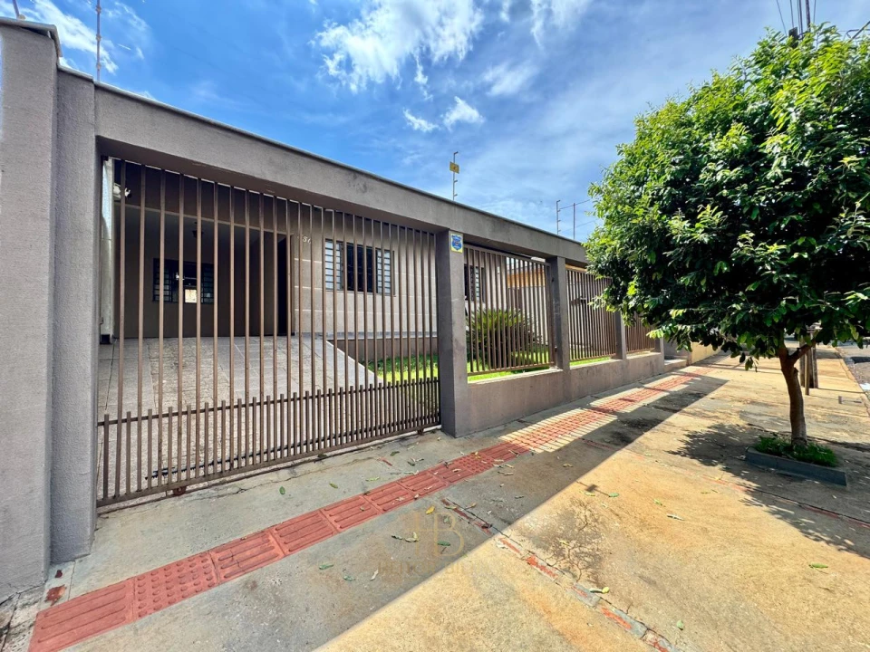 Imagens do imóveis CASA A VENDA REGIÃO SUL  DE LONDRINA