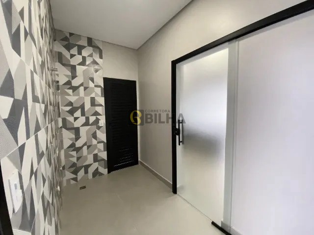 Imagens do imóveis Belissima Casa a venda no bairro Jardim Tarumã
