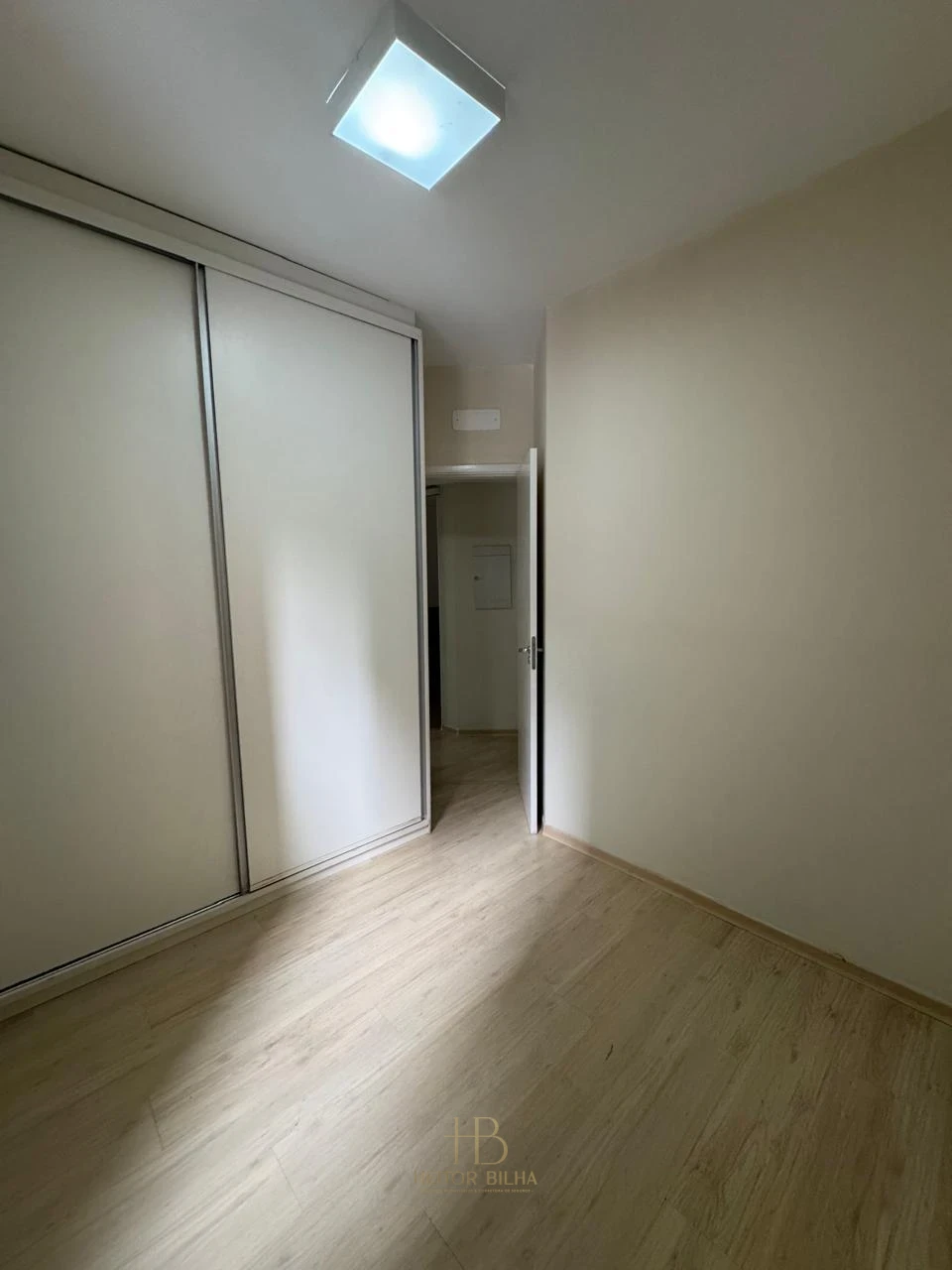 Imagens do imóveis APARTAMENTO A VENDA ED. MIRANTE DO LAGO