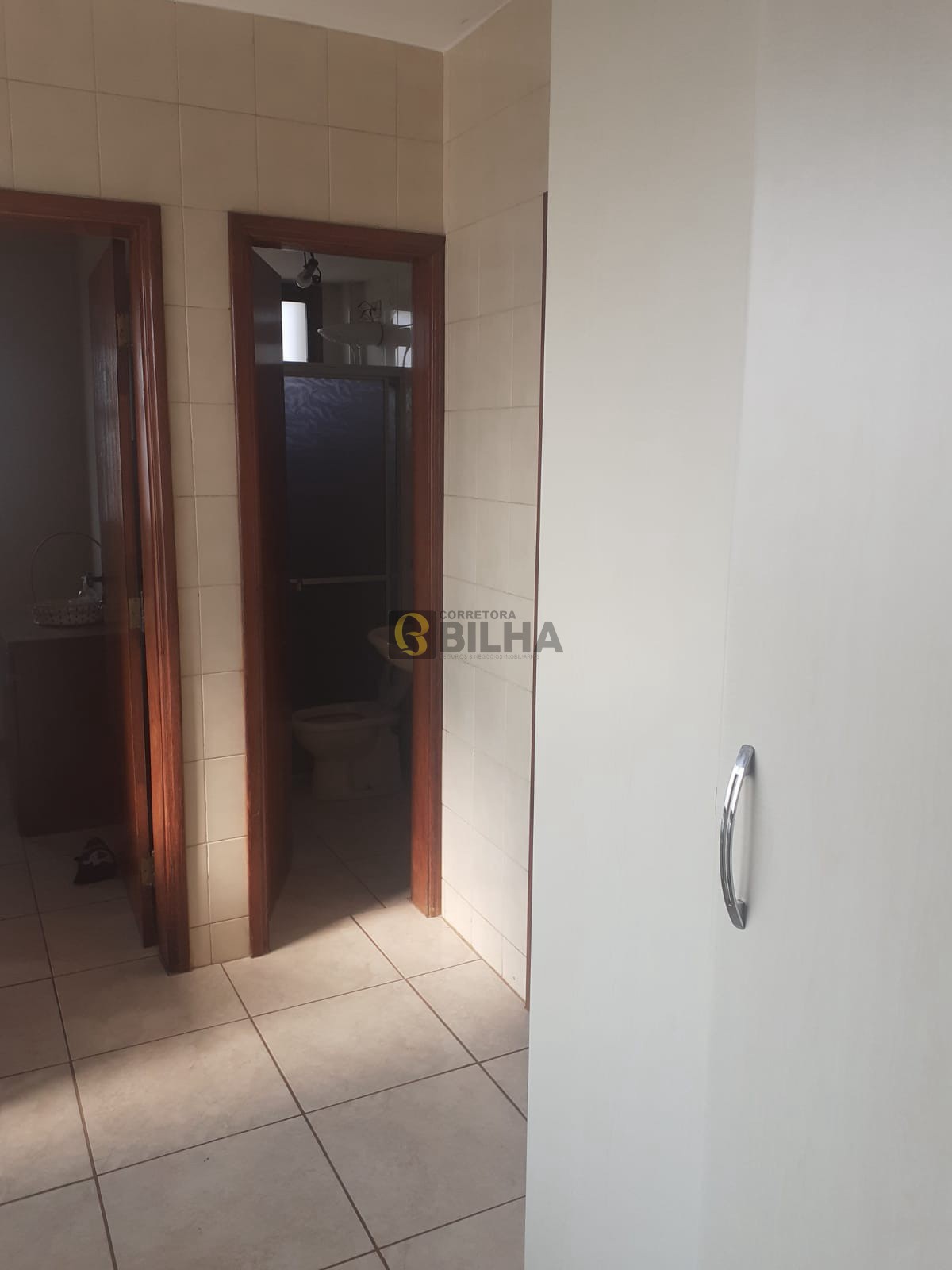 Imagens do imóveis Apartamento à venda no Condomínio Ed Lord Lovat no bairro Centro
