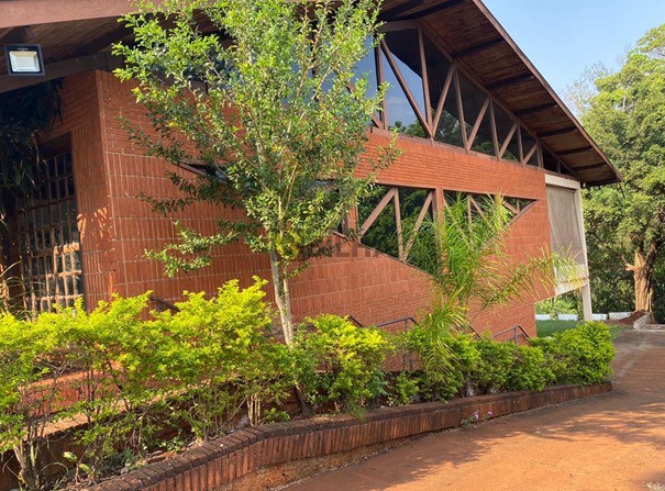 Imagens do imóveis Grande Terreno com Edificação Comercial - SALÂO - em Londrina-PR
