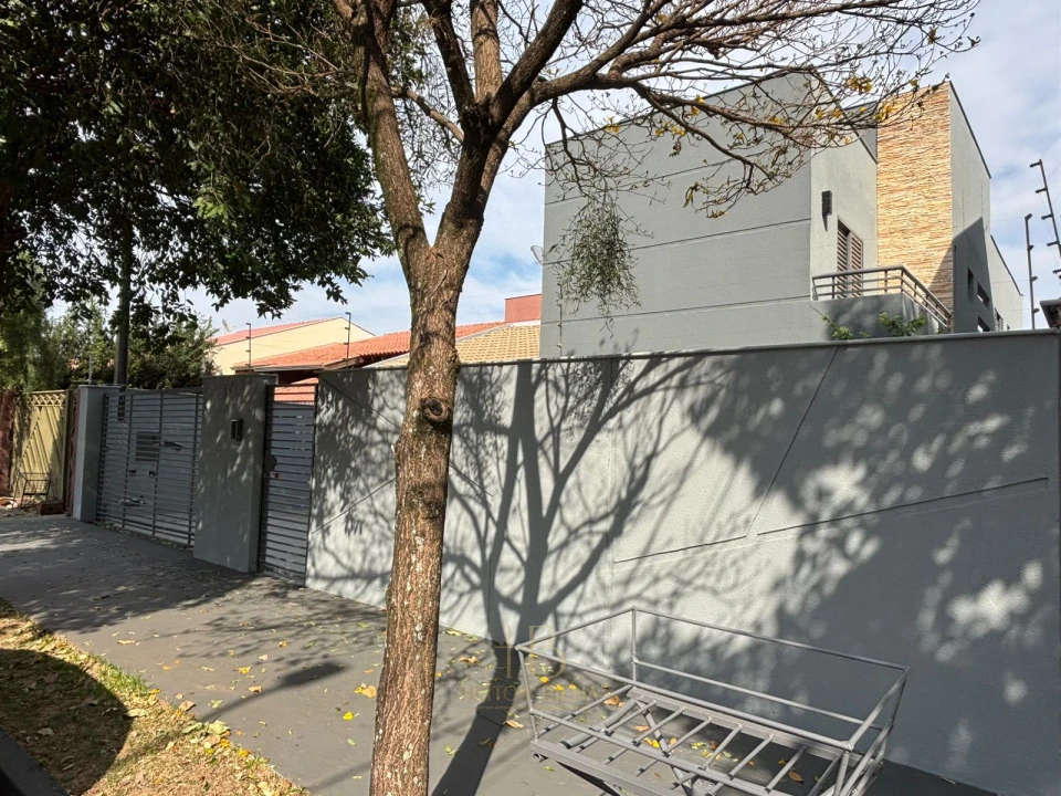 Imagens do imóveis Casa Á Venda Andrade Londrina