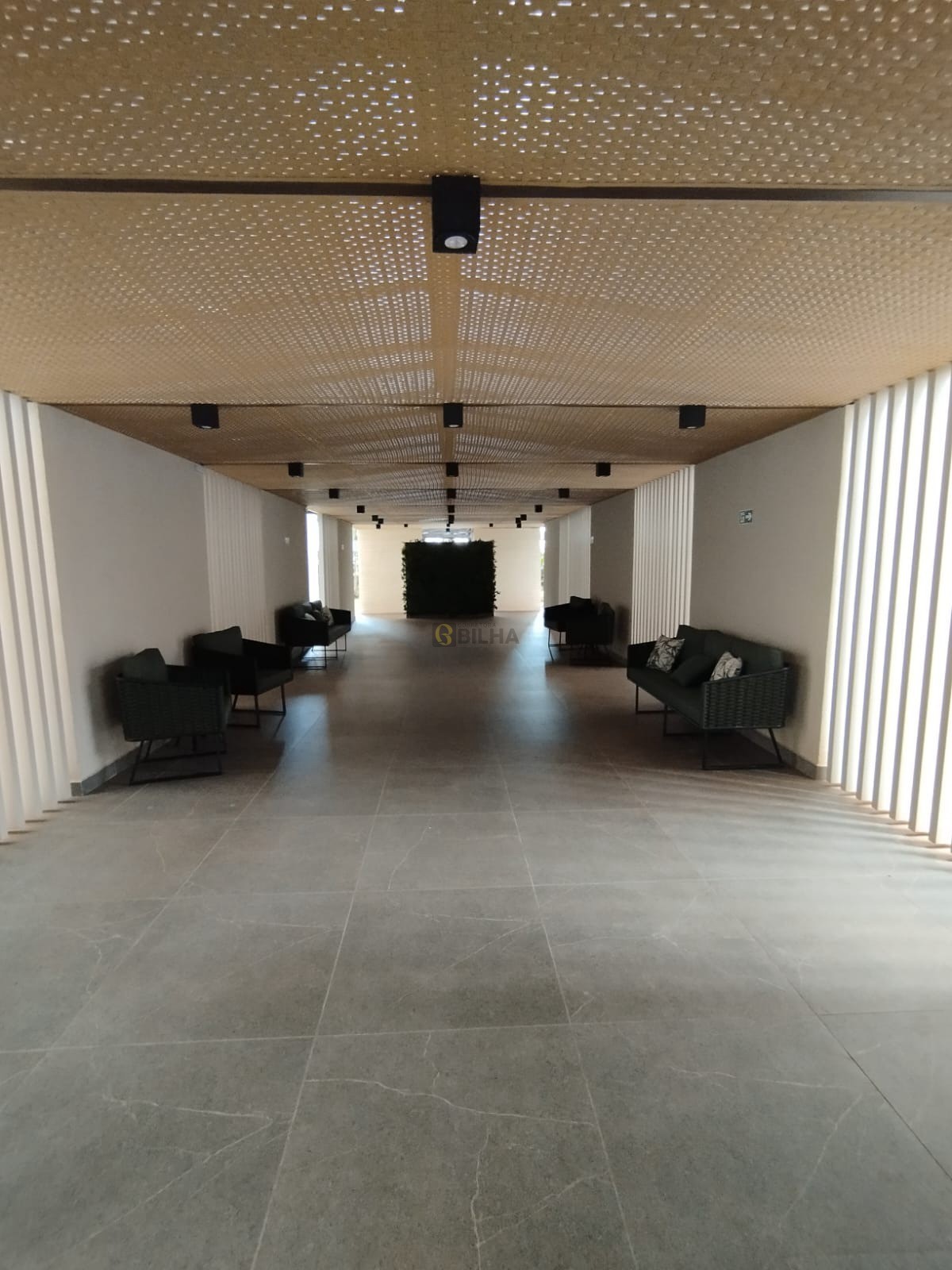 Imagens do imóveis Apartamento à venda no Ed. Mirante do Lago - Gleba Fazenda Palhano