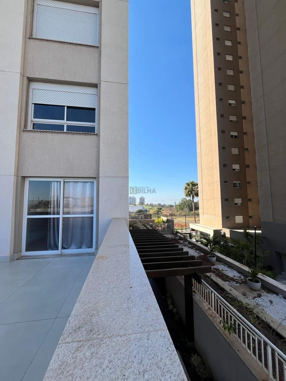 Imagens do imóveis Apartamento a venda no condomínio Ed. Greenwich Park no bairro Gleba Fazenda Palhano