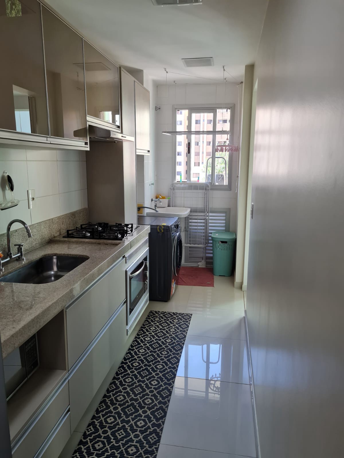Imagens do imóveis Apartamento a venda no condomínio Edificio Verano no bairro Centro - Londrina/PR