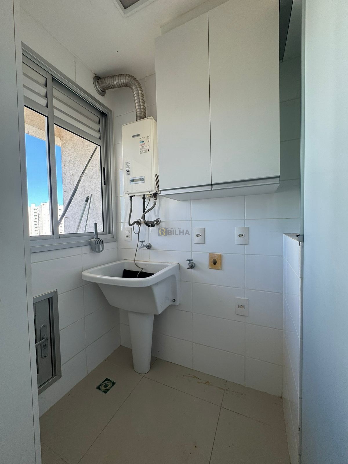 Imagens do imóveis Apartamento a venda no condomínio EDIFICIO FLORAIS ECO RESORT e RESIDENCE no bairro Gleba Fazenda Palhano - Londrina/PR