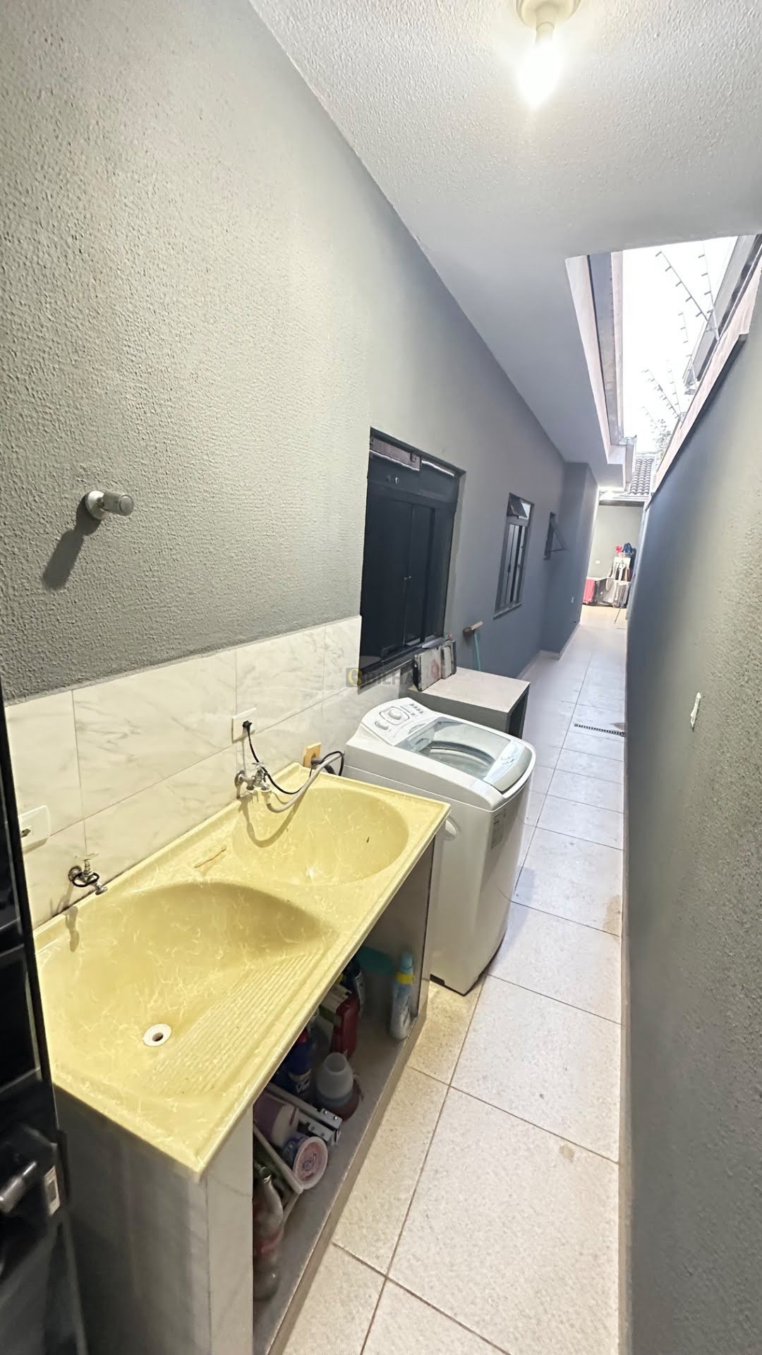 Imagens do imóveis Casa na Zona Leste ! 3 quartos com suíte, armários nos quartos e cozinha ! Mais de 100m² de área construída.