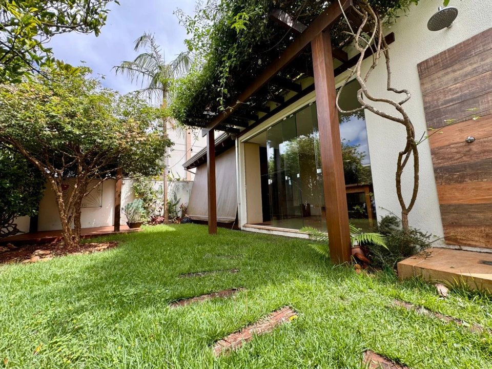 Imagens do imóveis CASA A VENDA CONDOMINIO ROYAL FOREST