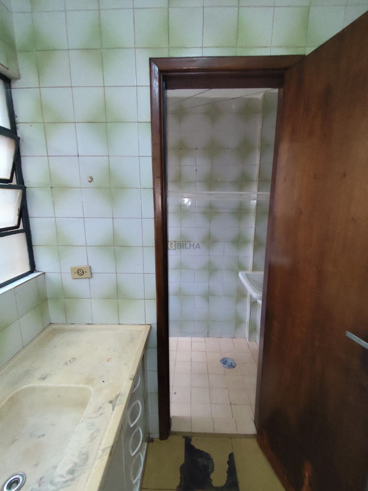 Imagens do imóveis Kitnet /studio para alugar no Condomínio Edifício Talismã no Centro