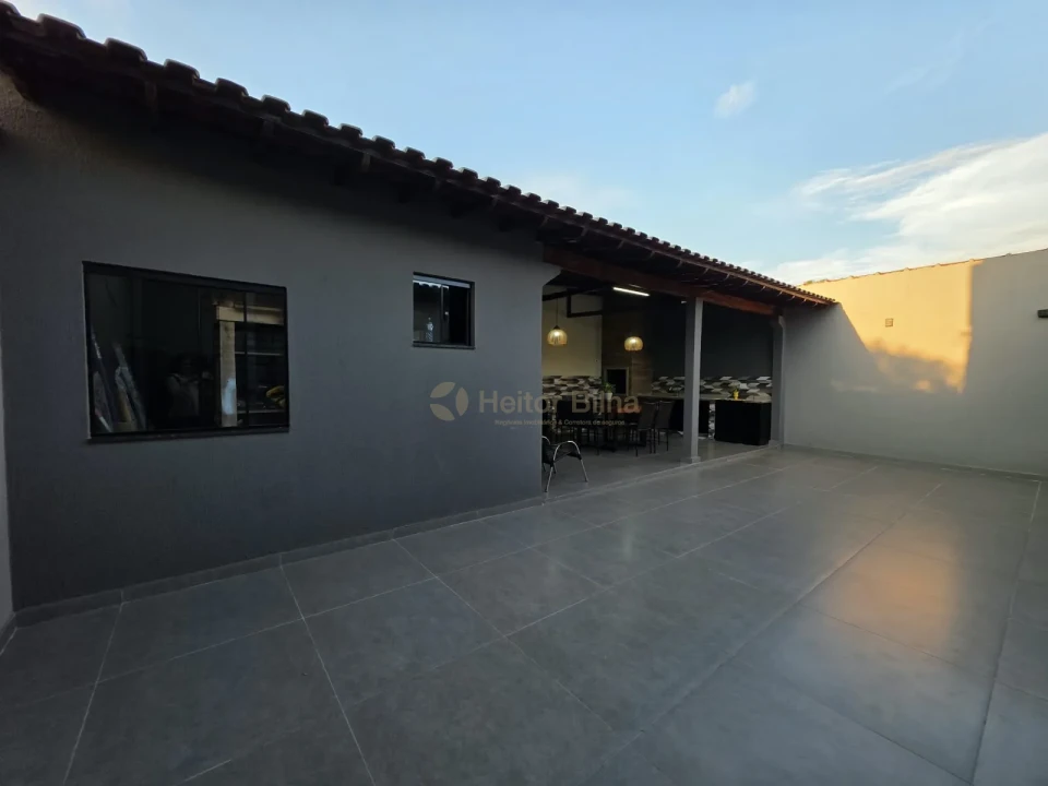 Imagens do imóveis Casa com Edícula no Jd. São Pedro