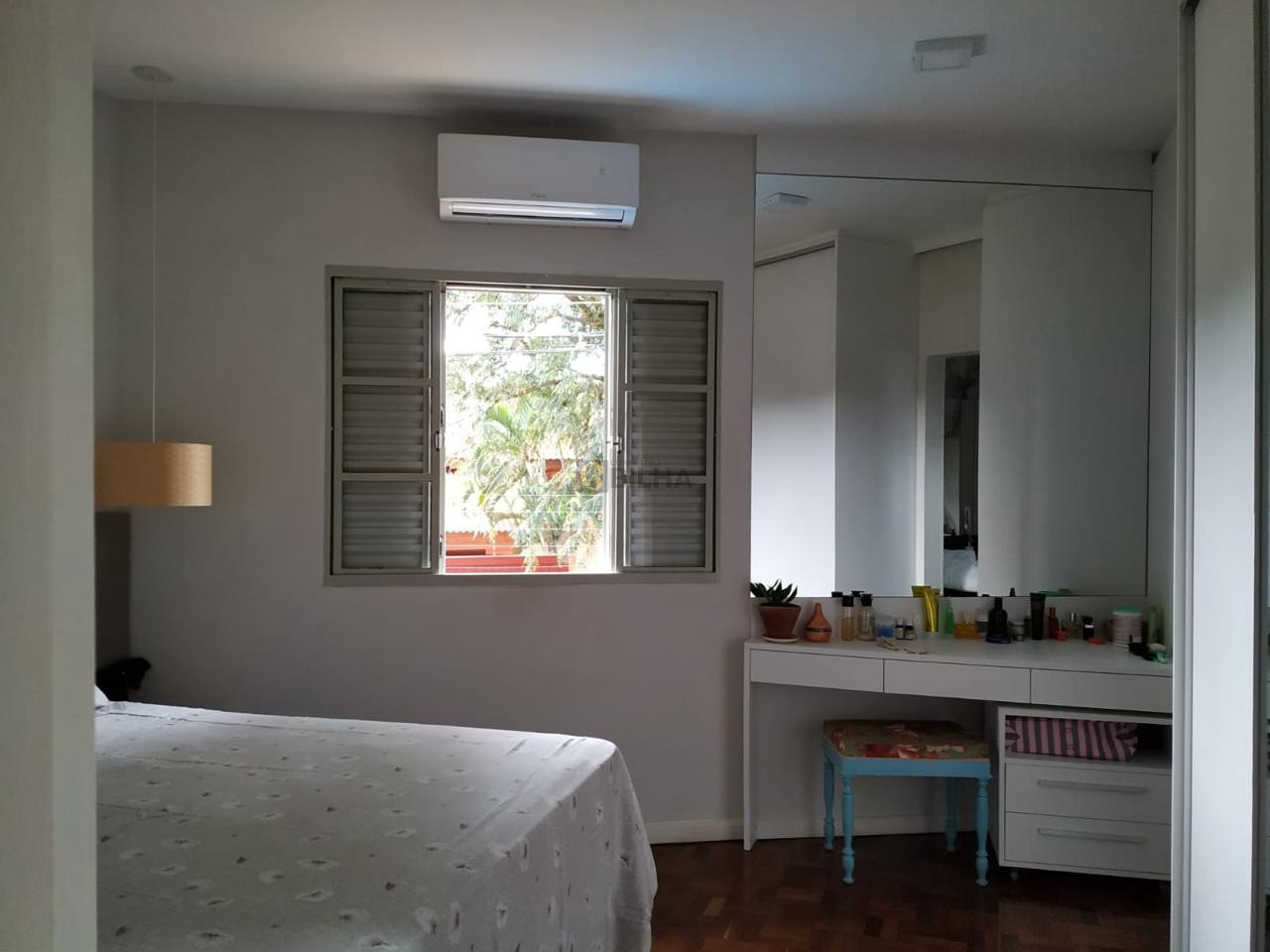 Imagens do imóveis Casa Sobrado à venda no Jardim Quebec