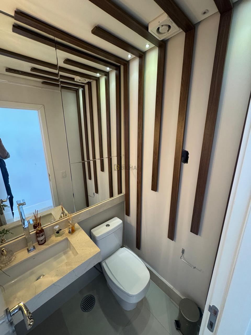 Imagens do imóveis Apartamento à venda no condomínio Edifício Kensington Gardens