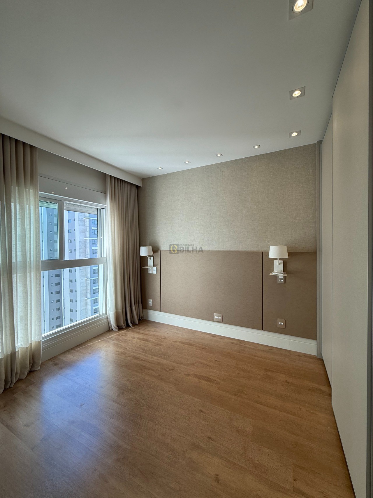 Imagens do imóveis Apartamento de alto padrão a venda no condomínio Edifício Landmark no bairro Gleba Fazenda Palhano - Londrina/PR
