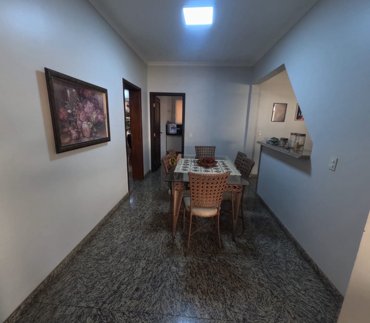 Imagens do imóveis Apartamento a venda no condomínio Edificio Comendador - Centro - Londrina/PR