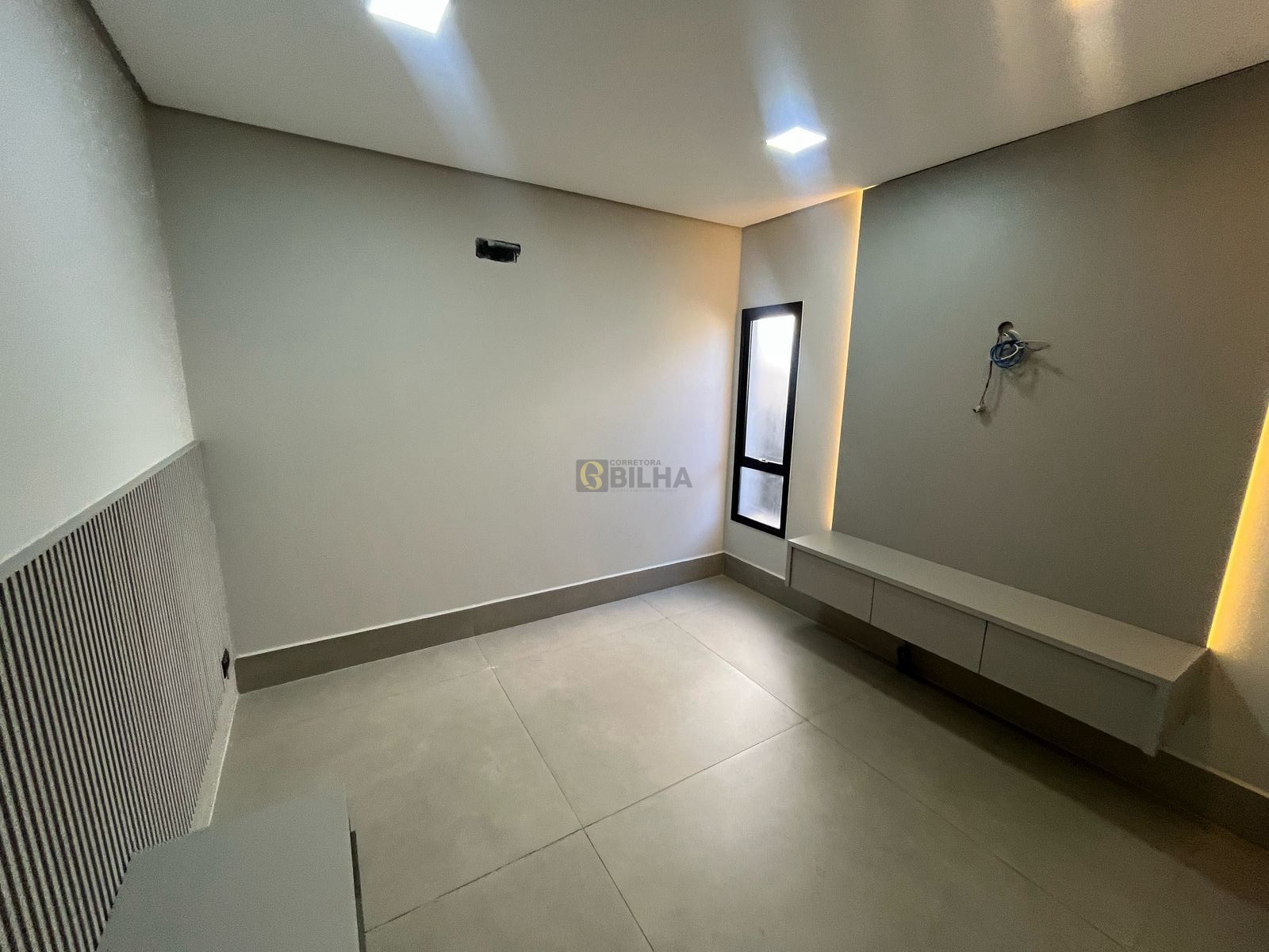 Imagens do imóveis Casa a venda no condomínio Alphaville Londrina 2 no bairro Vivendas do Arvoredo