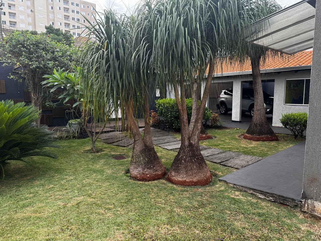 Imagens do imóveis Casa de Luxo com 3 suítes no bairro Colina Verde